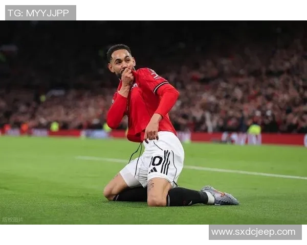 弗兰克：姆伯莫是曼联进攻端最出色的，他会获得巨大成功